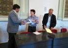 Fernando Gómez y Álvaro Manso han firmado el convenio de colaboración en materia cultural.